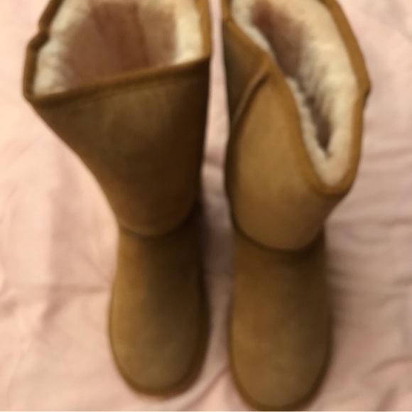 5/25% off - Amazing, warm tan boots, size 40, can fit size 8.5 - Picture 2 of 8